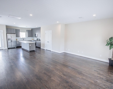 2315 Bastrop Street - Photo Thumbnail 10