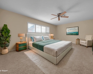 2109 Nantucket Drive - Photo Thumbnail 12