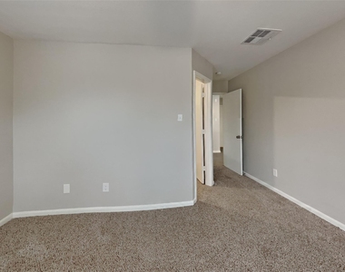 20527 Cypress Gully Drive - Photo Thumbnail 10