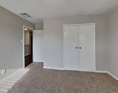 20527 Cypress Gully Drive - Photo Thumbnail 13
