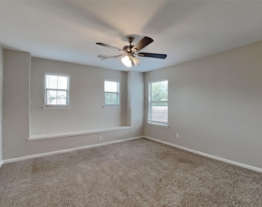 20527 Cypress Gully Drive - Photo Thumbnail 9
