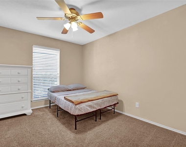 2411 Colonial Springs Lane - Photo Thumbnail 15