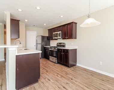 2702 Shearwater Bend Drive - Photo Thumbnail 5