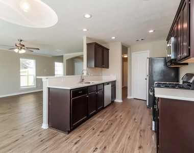 2702 Shearwater Bend Drive - Photo Thumbnail 7