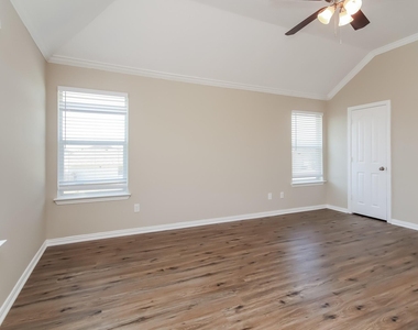 2702 Shearwater Bend Drive - Photo Thumbnail 11