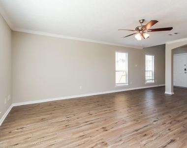 2702 Shearwater Bend Drive - Photo Thumbnail 1