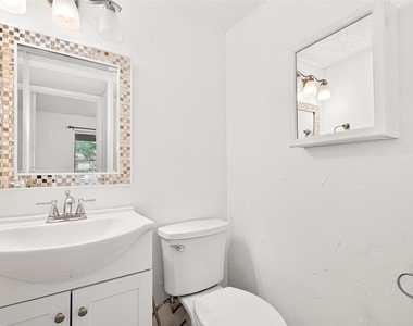 11677 Village Place Drive - Photo Thumbnail 34