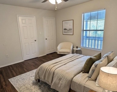 1614 Parker Road - Photo Thumbnail 5