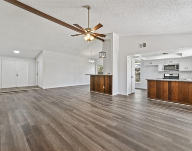 23806 Spring Moss Drive - Photo Thumbnail 4