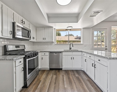 23806 Spring Moss Drive - Photo Thumbnail 6