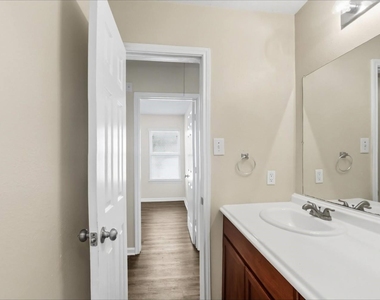 8574 Chaletford Drive - Photo Thumbnail 15