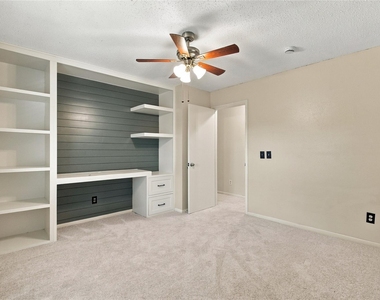 21218 Park Willow Drive - Photo Thumbnail 14