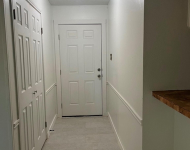 4207 Comanche Street - Photo Thumbnail 2