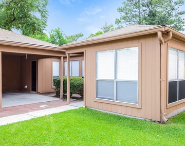 6926 Bullinger Drive - Photo Thumbnail 13