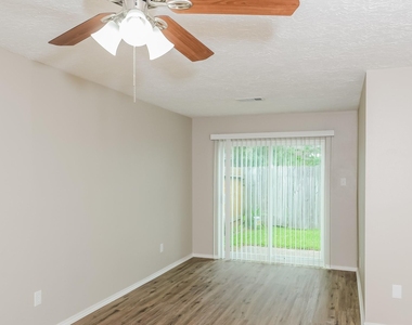 6926 Bullinger Drive - Photo Thumbnail 6