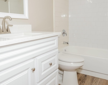 6926 Bullinger Drive - Photo Thumbnail 11
