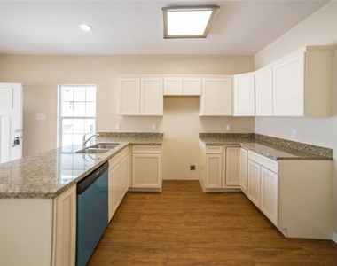 16917 Glenheath - Photo Thumbnail 11