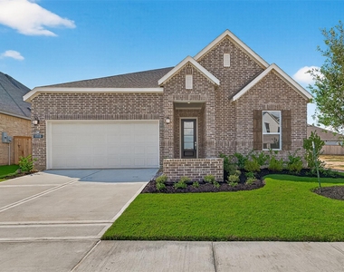11119 Poplar Tree Dr - Photo Thumbnail 1