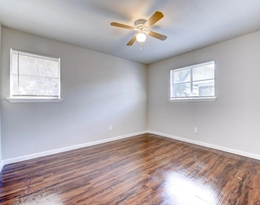 5513 Cavalcade Street - Photo Thumbnail 3