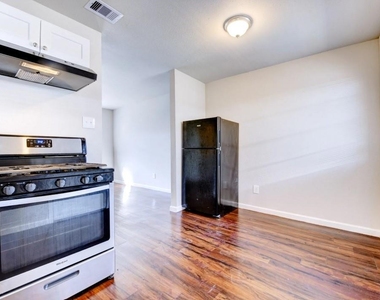 5513 Cavalcade Street - Photo Thumbnail 6