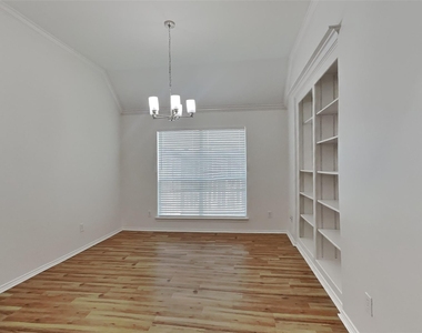2223 Ridgefield Park Lane - Photo Thumbnail 14