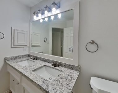 2223 Ridgefield Park Lane - Photo Thumbnail 13