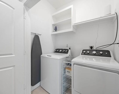 5718 Beall Street - Photo Thumbnail 12