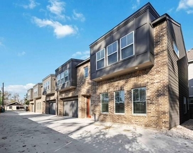 5718 Beall Street - Photo Thumbnail 1