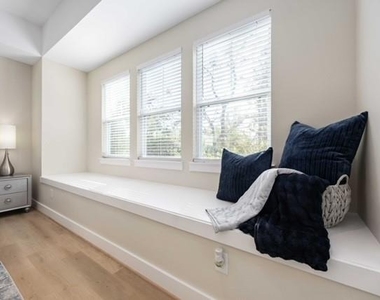 5718 Beall Street - Photo Thumbnail 15