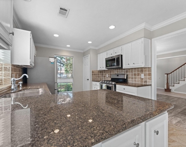 16338 Hickory Point Road - Photo Thumbnail 11