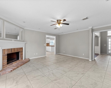 16338 Hickory Point Road - Photo Thumbnail 4