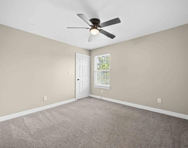 5709 Annunciation Street - Photo Thumbnail 17