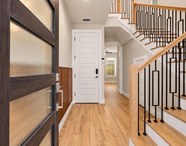 3109 Arlington Street - Photo Thumbnail 1