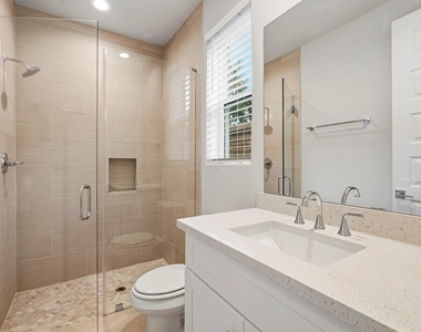 3109 Arlington Street - Photo Thumbnail 4