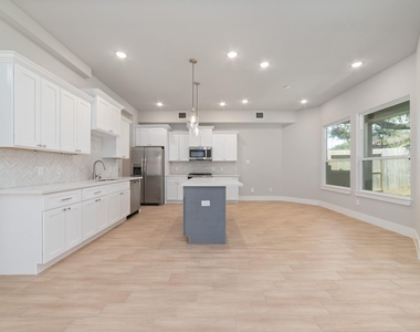 3546 Talia Wood Court - Photo Thumbnail 9