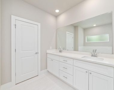 3546 Talia Wood Court - Photo Thumbnail 32