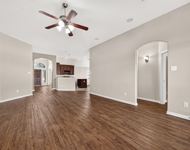 6138 Wickshire Drive - Photo Thumbnail 17