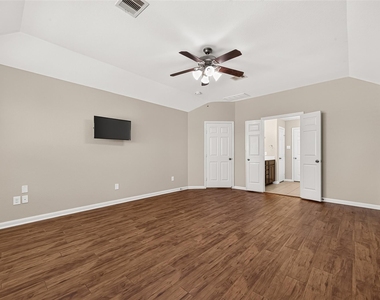 6138 Wickshire Drive - Photo Thumbnail 37