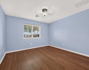 6138 Wickshire Drive - Photo Thumbnail 32