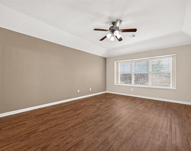 6138 Wickshire Drive - Photo Thumbnail 36