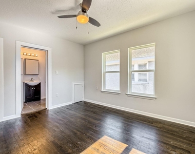 519 W Clay Street - Photo Thumbnail 19