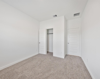 3123 Langley Bend Lane - Photo Thumbnail 4