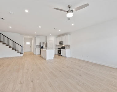 3123 Langley Bend Lane - Photo Thumbnail 13