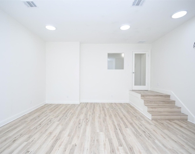 422 Mignon Lane - Photo Thumbnail 32