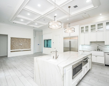422 Mignon Lane - Photo Thumbnail 7