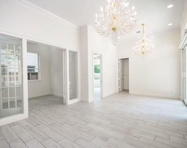 422 Mignon Lane - Photo Thumbnail 15