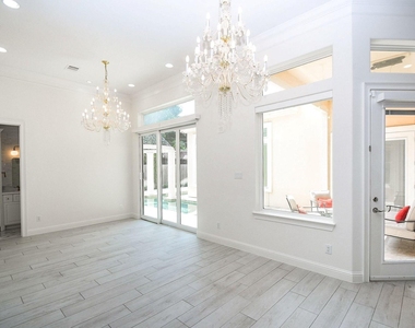 422 Mignon Lane - Photo Thumbnail 16