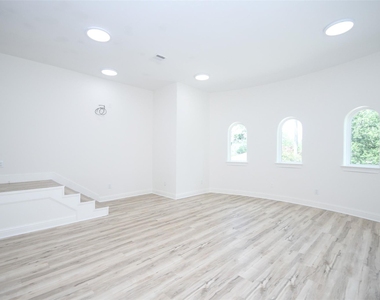 422 Mignon Lane - Photo Thumbnail 31