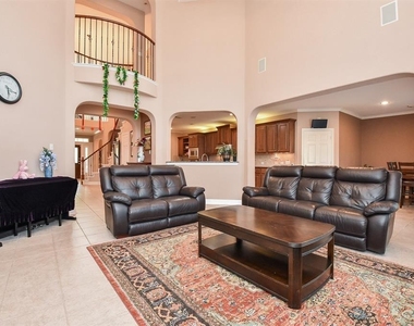 3911 Trailstone Lane - Photo Thumbnail 10