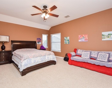 3911 Trailstone Lane - Photo Thumbnail 22